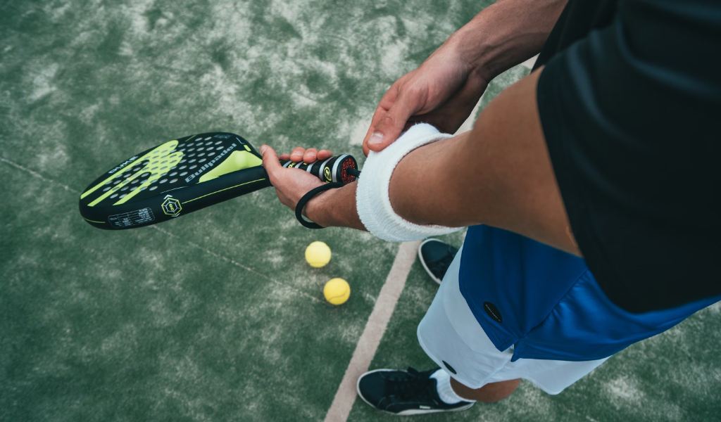 Wat te doen bij een tennisarm